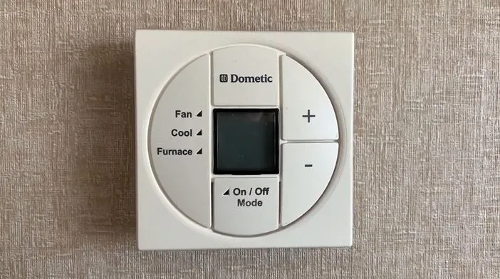 How to Reset Dometic Thermostat