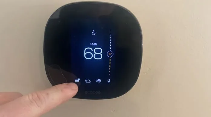 Ecobee Says No Equipment Running But Fan is On [Solved]