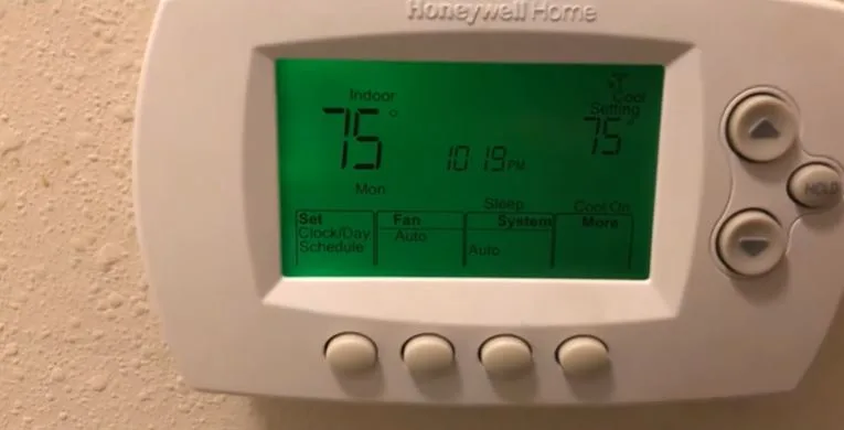 How to Override Honeywell Thermostat In a Hotel